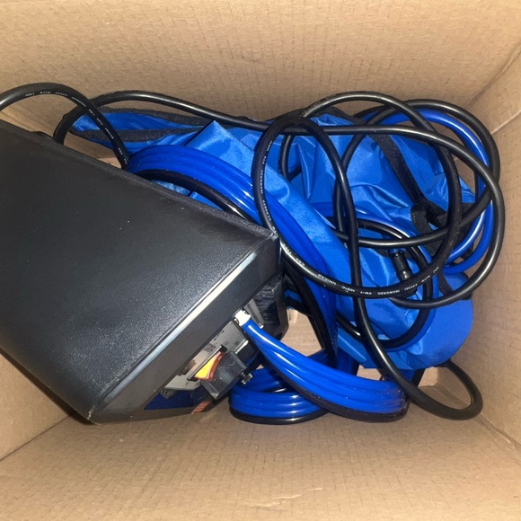 Bio Compression Systems model SC 3004 Sequential Circulator w/ 1 Leg Sleeve - Picture 7 of 8
